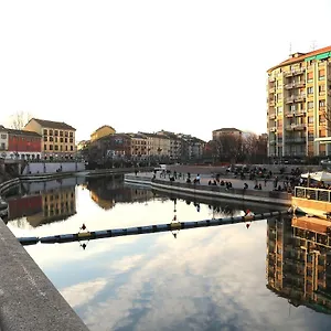 Via Casale - Sweet , Milan Italie